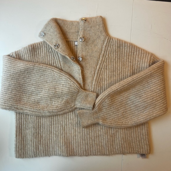 Topshop Sweaters - TOPSHOP Size Small Beige Stand Collar Knit Pullover